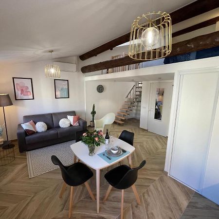 Nice Renting - Massena - Loft - Heart Of Vieil Antibes - The Market With Sea View Zewnętrze zdjęcie