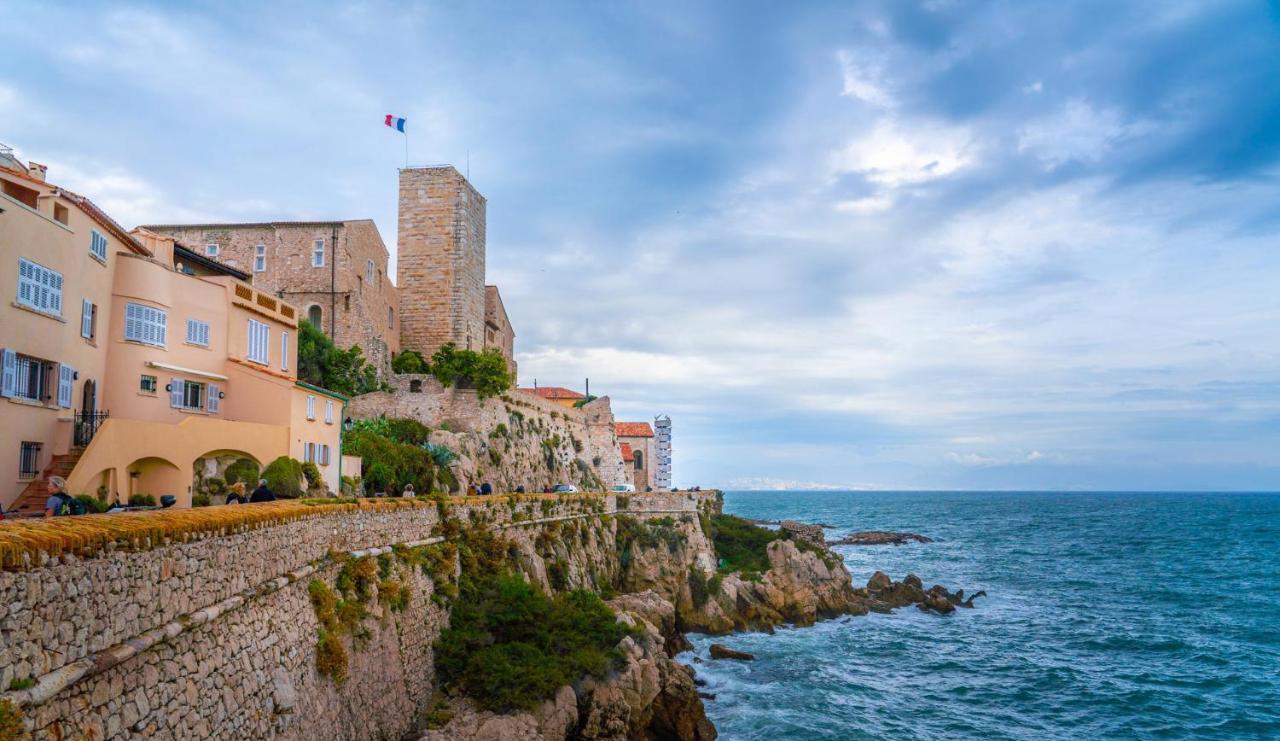 Nice Renting - Massena - Loft - Heart Of Vieil Antibes - The Market With Sea View Zewnętrze zdjęcie